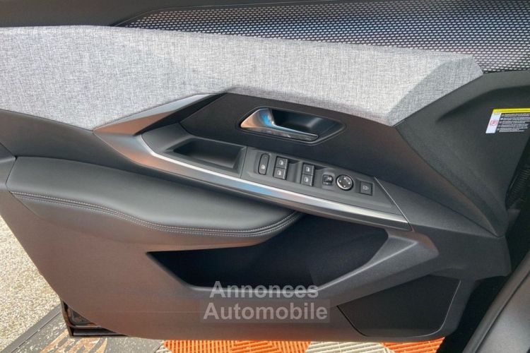 Peugeot 3008 NEW Hybrid 136 e-DCS6 GT Pack Toit Ouvrant Hifi Focal Drive Assist - <small></small> 39.450 € <small>TTC</small> - #36