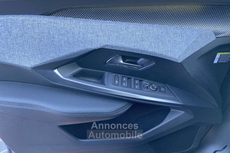 Peugeot 3008 NEW Hybrid 136 e-DCS6 GT Pack Toit Ouvrant Hifi Focal Drive Assist Sellerie Alcantara - <small></small> 39.450 € <small>TTC</small> - #33