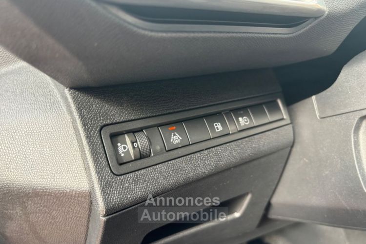 Peugeot 3008 NEW Hybrid 225 e-EAT8 ALLURE PACK - <small></small> 23.950 € <small>TTC</small> - #16