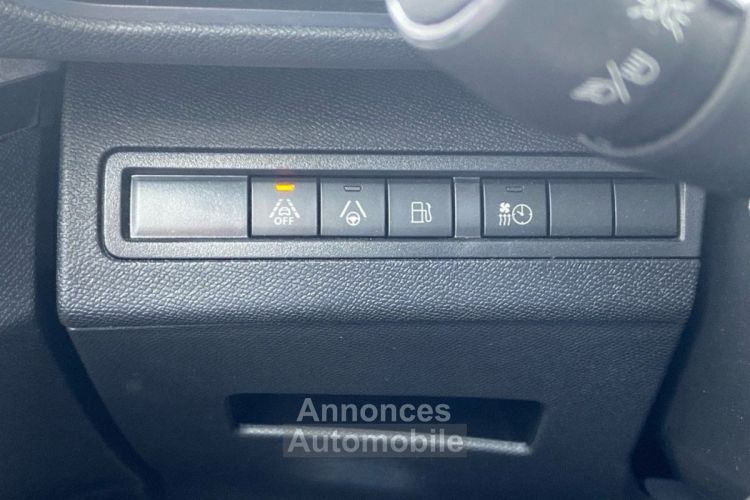 Peugeot 3008 NEW Hybrid 225 e-EAT8 GT Hayon Chargeur 1°Main - <small></small> 29.850 € <small>TTC</small> - #30