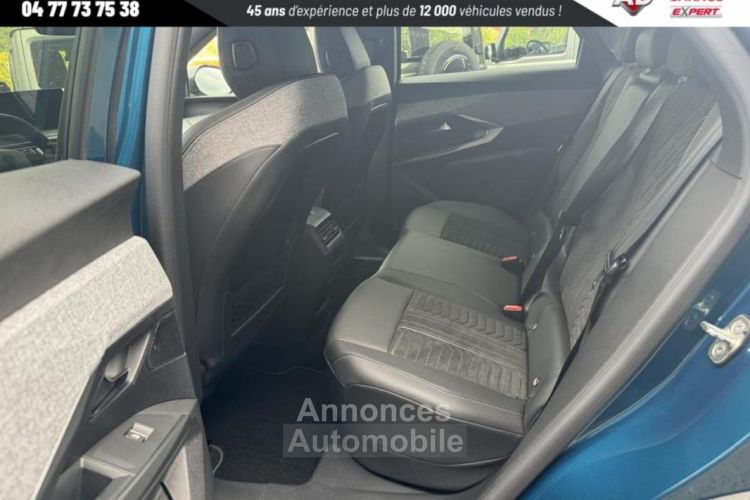 Peugeot 3008 Nouveau Hybrid 136 e-DCS6 GT + Drive assist plus+ Toit pano +Focal - <small></small> 38.990 € <small>TTC</small> - #27