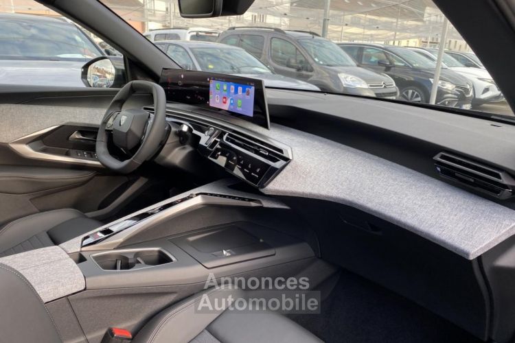 Peugeot 3008 NOUVEAU III HYBRID 1.2 136 ALLURE E-DCS6 Pack 360 Vision & Panoramic Navigation - <small></small> 33.890 € <small></small> - #6