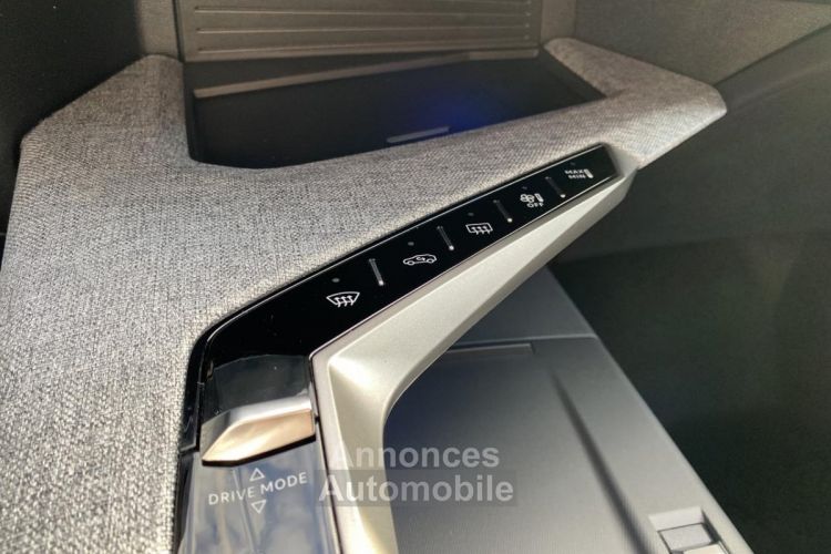 Peugeot 3008 NOUVEAU III HYBRID 1.2 136 ALLURE E-DCS6 Pack Panoramic Navigation - <small></small> 33.990 € <small></small> - #41