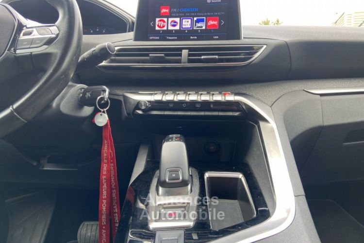 Peugeot 3008 Puretech 130ch EAT8 Allure CARPLAY/RADAR/COURROIE OK - GARANTIE 12 MOIS - - <small></small> 14.990 € <small>TTC</small> - #12