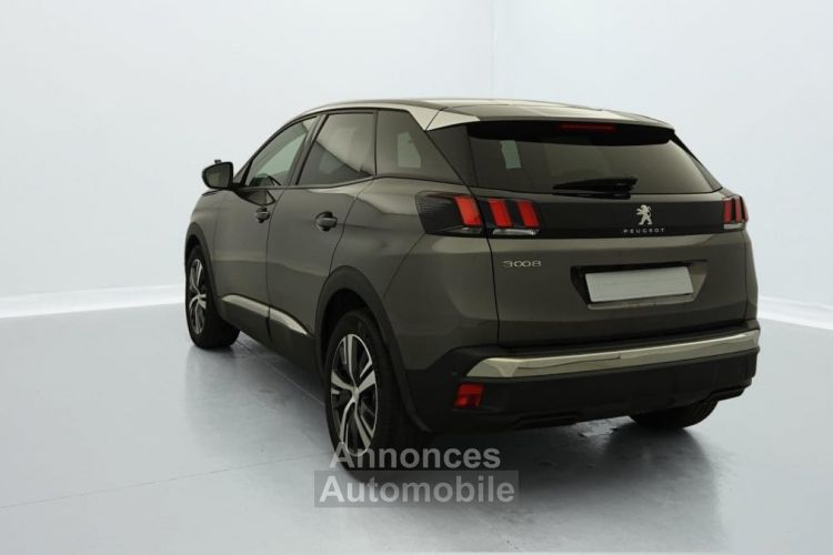 Peugeot 3008 PureTech 130ch S BVM6 Allure Pack - <small></small> 23.663 € <small>TTC</small> - #4