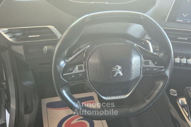 Peugeot 3008 SUV 1.6 BLUE HDi 120CH ALLURE - <small></small> 13.990 € <small>TTC</small> - #17