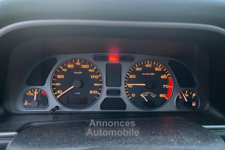 Peugeot 306 1.8e 16V 110 ch XT Pack - <small></small> 8.990 € <small>TTC</small> - #12