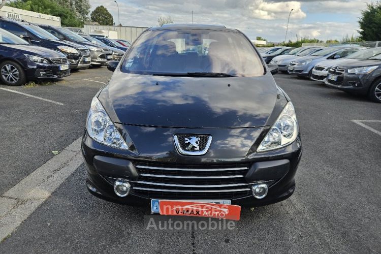 Peugeot 307 1.6 HDi 16v - 110 Exécutive Pack FAP - <small></small> 2.490 € <small>TTC</small> - #3