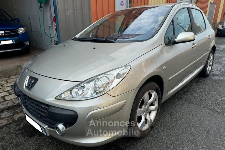 Peugeot 307 1.6 i essence (110cv) boite automatique - <small></small> 6.990 € <small>TTC</small> - #1