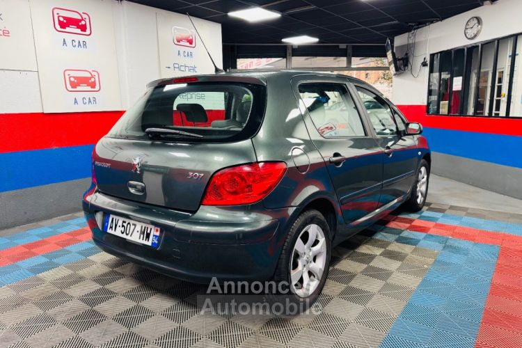 Peugeot 307 1.6e 16V Exécutive BVA 107.000 km - <small></small> 5.499 € <small>TTC</small> - #5