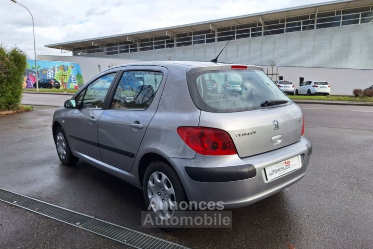 Peugeot 307 1.6i 16V 110cv - <small></small> 3.990 € <small>TTC</small> - #5