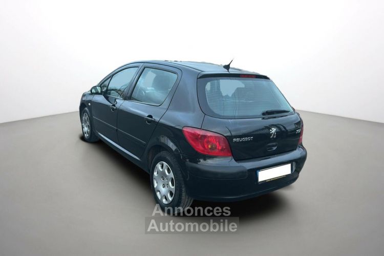 Peugeot 307 1.6i 16V XT BVA CUIR  - <small></small> 4.990 € <small>TTC</small> - #4