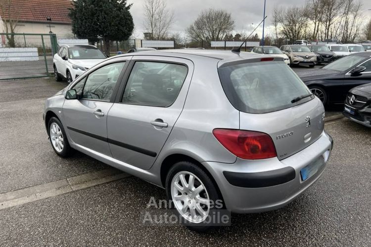 Peugeot 307 2.0 HDi 110ch Clim 5Portes Régulateur + Limiteur - <small></small> 1.990 € <small>TTC</small> - #3