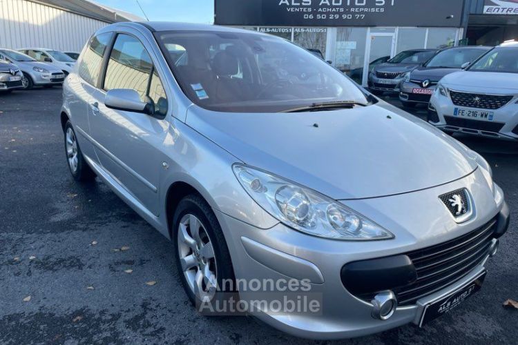 Peugeot 307 2.0 l hdi 136 sport - <small></small> 4.900 € <small>TTC</small> - #1