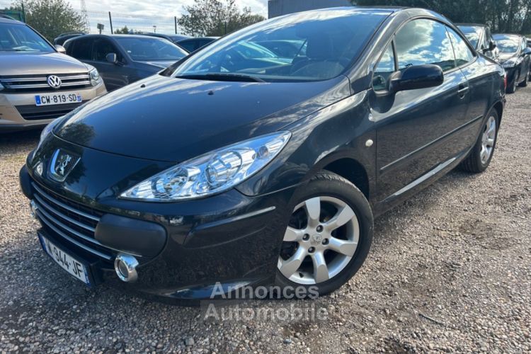 Peugeot 307 CC 2.0 16V 140 FELINE CUIR - <small></small> 4.999 € <small>TTC</small> - #3