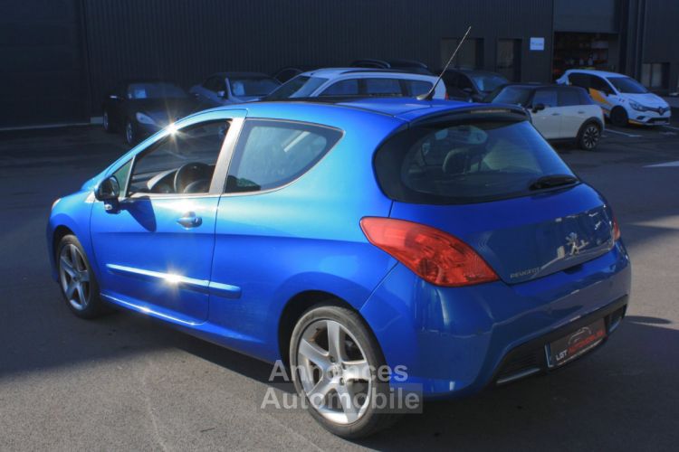 Peugeot 308  1.6 THP 16v 175ch Feline 3p - <small></small> 6.990 € <small>TTC</small> - #4