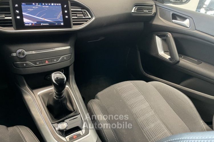 Peugeot 308 / A PARTIR DE 159,05/MOIS / 1.5 BLUEHDI 130CH S&S ALLURE BUSINESS - <small></small> 14.970 € <small>TTC</small> - #13