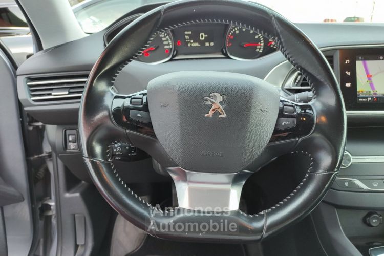 Peugeot 308 1.2 110 Active Courroie faite - <small></small> 9.990 € <small>TTC</small> - #31