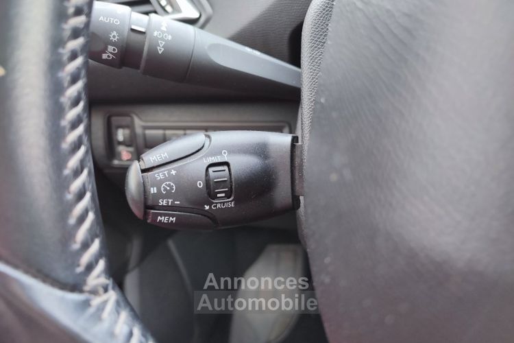 Peugeot 308 1.2 110 Active Courroie faite - <small></small> 9.990 € <small>TTC</small> - #33