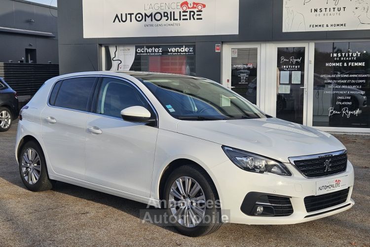 Peugeot 308 1.2 110 CV TECH EDITION - CAMERA DE RECUL - TOIT PANORAMIQUE - <small></small> 8.490 € <small>TTC</small> - #1