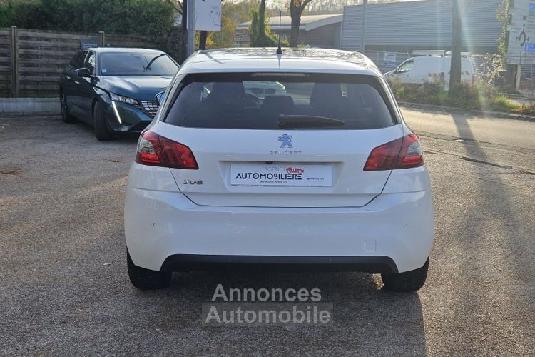 Peugeot 308 1.2 110 CV TECH EDITION - CAMERA DE RECUL - TOIT PANORAMIQUE - <small></small> 8.490 € <small>TTC</small> - #7