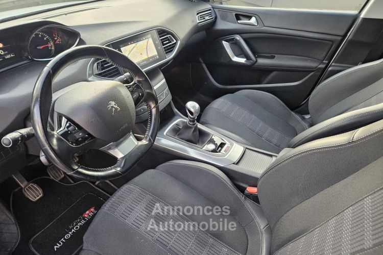 Peugeot 308 1.2 110 CV TECH EDITION - CAMERA DE RECUL - TOIT PANORAMIQUE - <small></small> 8.490 € <small>TTC</small> - #10