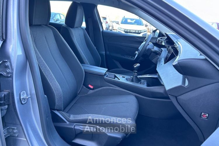 Peugeot 308 1.2 130CH ACTIVE PACK GRIS ARTENSE - <small></small> 17.970 € <small>TTC</small> - #37