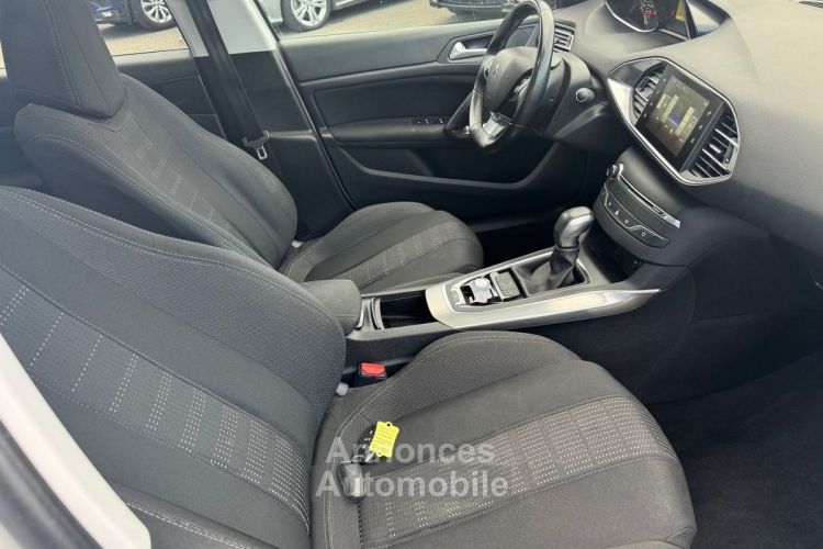 Peugeot 308 1.2 130CH ALLURE S&S EAT6 5P - <small></small> 10.990 € <small>TTC</small> - #3