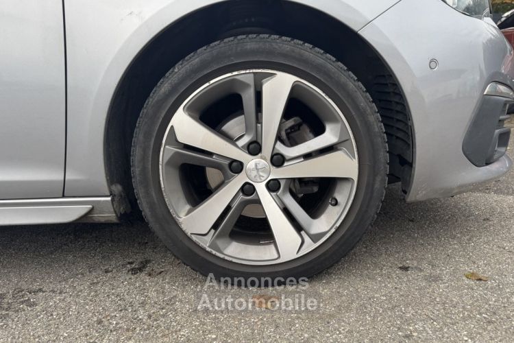 Peugeot 308 1,2 130ch GT Line BVM6 - <small></small> 10.990 € <small>TTC</small> - #32