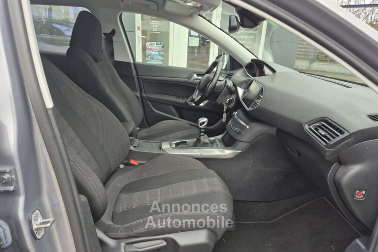 Peugeot 308 1.2 e-THP 130 cv ALLURE - Caméra de recul - - <small></small> 7.990 € <small>TTC</small> - #11