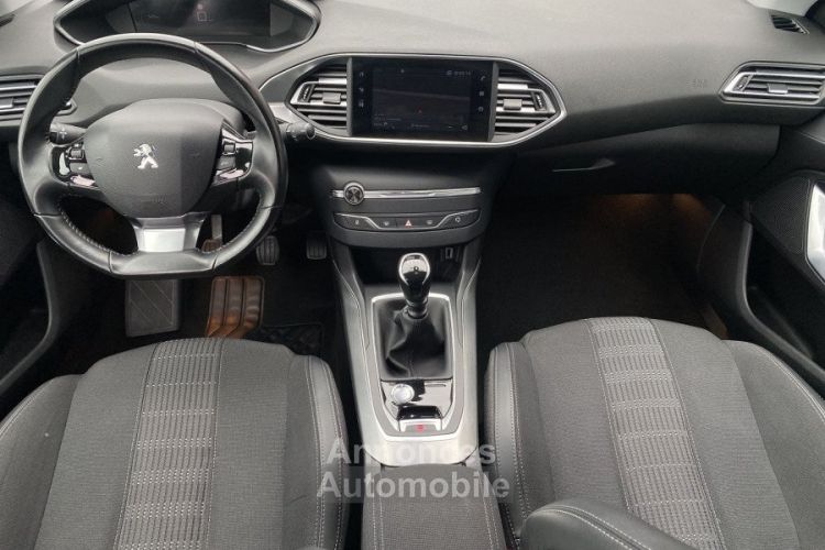 Peugeot 308 1.2 ESSENCE 110CH S S ALLURE PACK - <small></small> 13.990 € <small>TTC</small> - #4