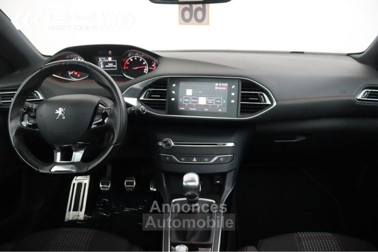 Peugeot 308 1.2 GT LINE 130PK - NAVI MIRROR LINK DAB PANODAK LED - <small></small> 13.995 € <small>TTC</small> - #16