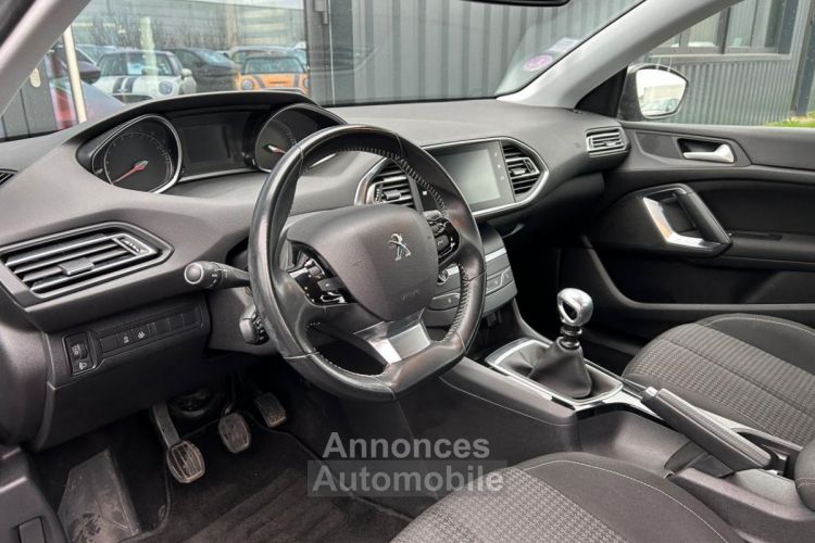 Peugeot 308 1.2 PureTech 110CH Active - CARPLAY / RADAR AR - <small></small> 7.490 € <small>TTC</small> - #5