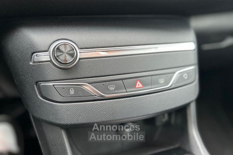 Peugeot 308 1.2 PureTech 110CH Active - CARPLAY / RADAR AR - <small></small> 7.490 € <small>TTC</small> - #12