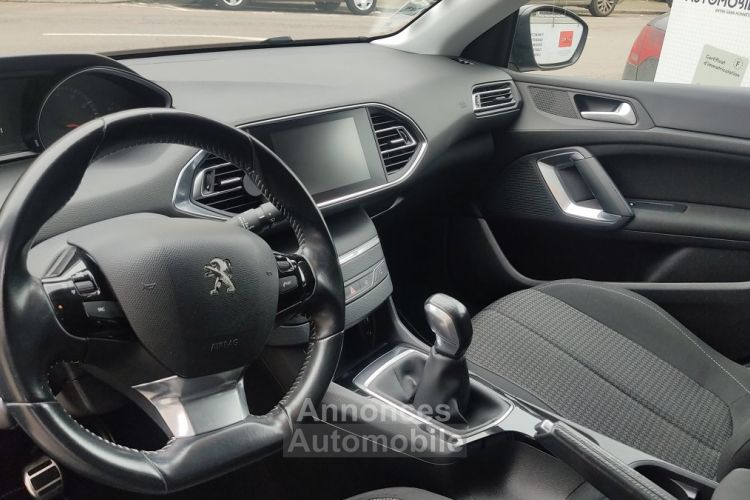 Peugeot 308 1.2 PureTech 110ch S&S BVM5 Style - <small></small> 11.990 € <small>TTC</small> - #21