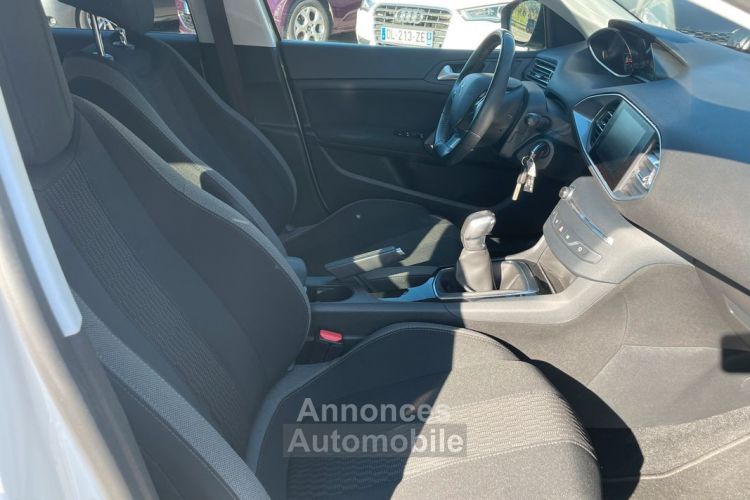 Peugeot 308 1.2 Puretech 110CH Style - <small></small> 9.990 € <small>TTC</small> - #4