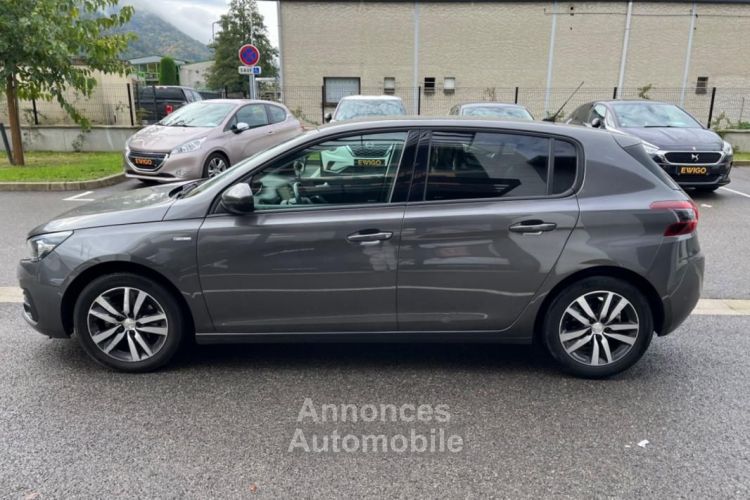 Peugeot 308 1.2 puretech 110CH STYLE APPLE CARPLAY + CAMERA DE RECUL - <small></small> 12.275 € <small>TTC</small> - #6