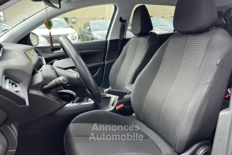 Peugeot 308 1.2 puretech 110CH STYLE APPLE CARPLAY + CAMERA DE RECUL - <small></small> 12.275 € <small>TTC</small> - #10