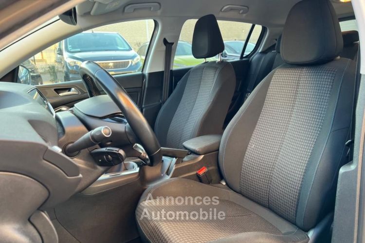 Peugeot 308 1,2 puretech 110CH STYLE APPLE CARPLAY + CAMERA DE RECUL COURROIE NEUVE - <small></small> 8.480 € <small>TTC</small> - #9