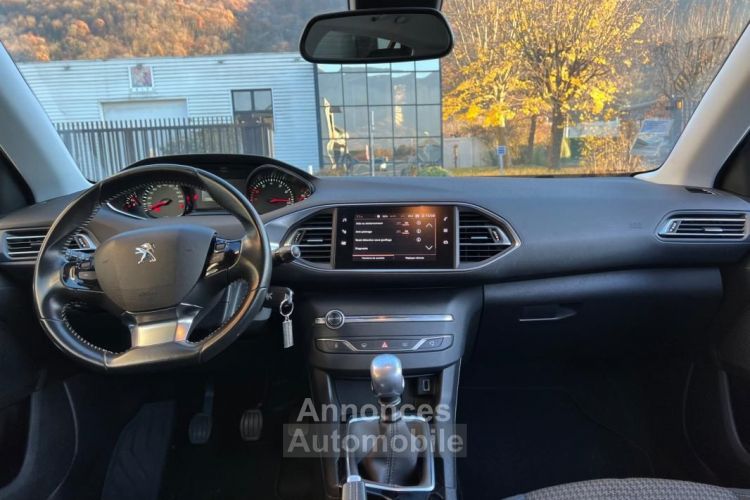 Peugeot 308 1,2 puretech 110CH STYLE APPLE CARPLAY + CAMERA DE RECUL COURROIE NEUVE - <small></small> 8.480 € <small>TTC</small> - #13