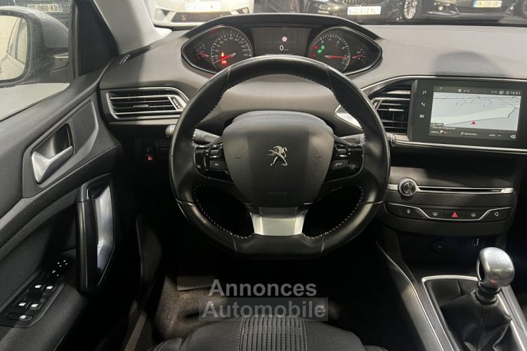 Peugeot 308 1.2 PURETECH 130 ALLURE TOIT PANORAMIQUE - <small></small> 9.490 € <small>TTC</small> - #12