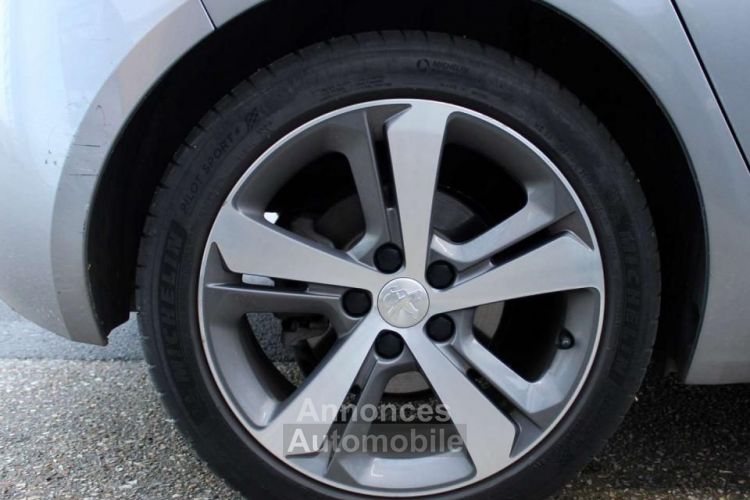 Peugeot 308 1.2 PURETECH 130 ch GT LINE START-STOP - <small></small> 10.790 € <small>TTC</small> - #12