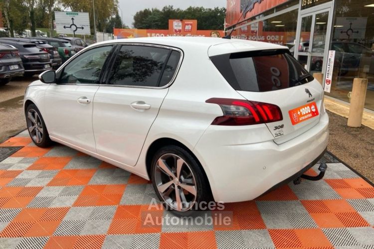 Peugeot 308 1.2 PureTech 130 EAT6 ALLURE - <small></small> 13.650 € <small>TTC</small> - #23