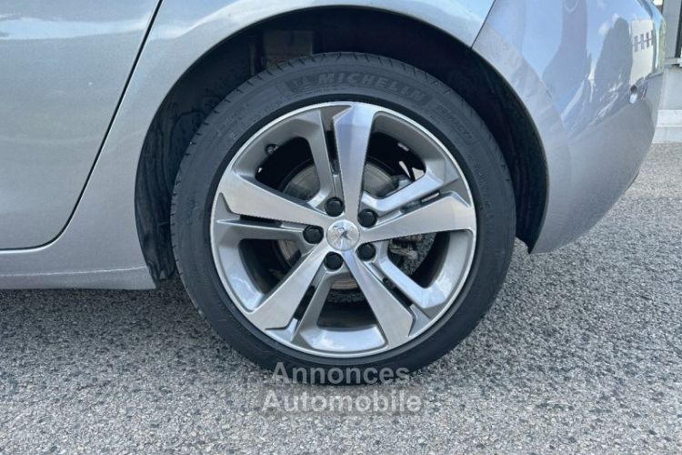 Peugeot 308 1.2 PureTech 130ch E6.3 S&S GT Line EAT8 - <small></small> 13.990 € <small>TTC</small> - #11