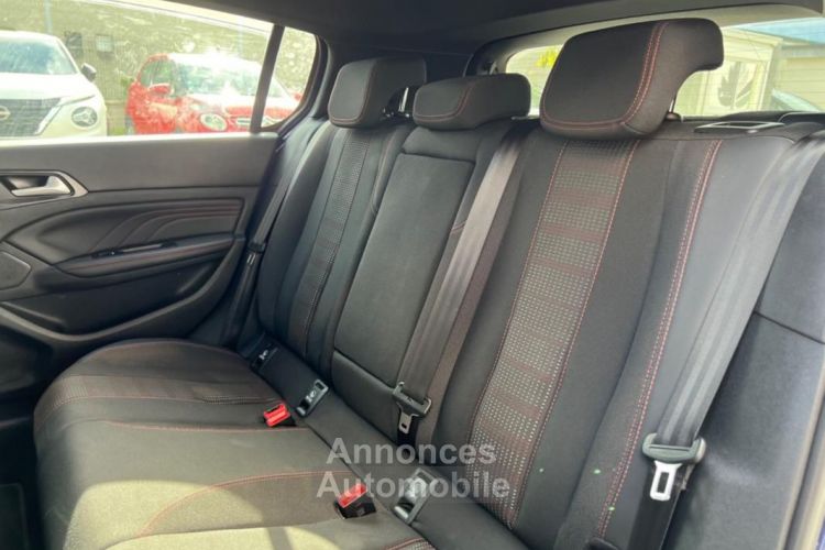 Peugeot 308 1.2 puretech 130CH GT LINE APPLE CARPLAY + CAMÉRA DE RECUL COURROIE NEUVE - <small></small> 11.480 € <small>TTC</small> - #9