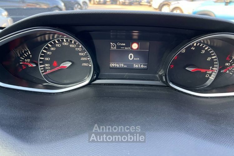 Peugeot 308 1.2 PureTech 130ch S&S Allure 1erMain Camera GPS CarPlay TVA20% Récupérable 8250euro HT - <small></small> 9.900 € <small>TTC</small> - #17