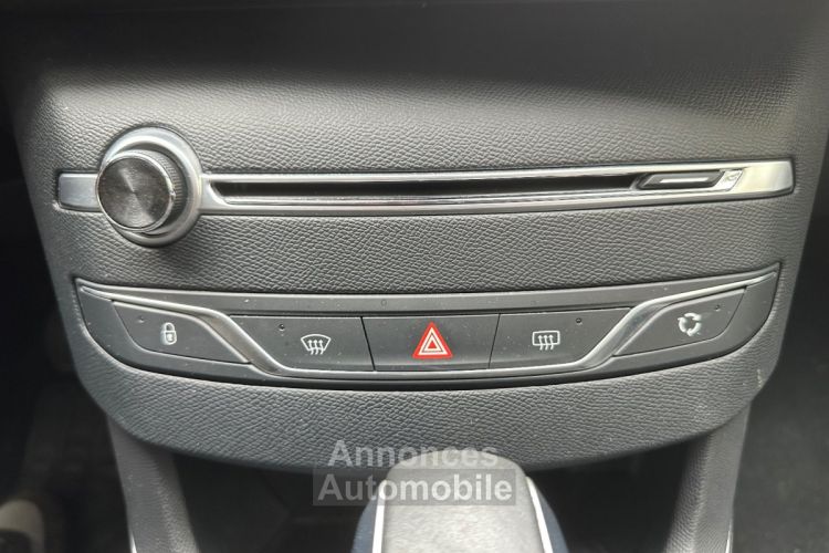 Peugeot 308 1.2 PureTech 130ch SS EAT6 Allure - <small></small> 11.590 € <small>TTC</small> - #13