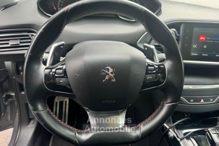 Peugeot 308 1.2 PURETECH 130CH TECH EDITION BVA Courroie neuve Toit panoramique Garantie 6 mois - <small></small> 11.490 € <small>TTC</small> - #15