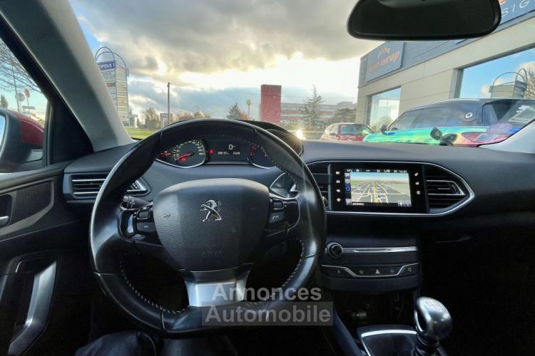 Peugeot 308 1.2 STYLE e-THP 12V 130 cv - <small></small> 10.690 € <small>TTC</small> - #9