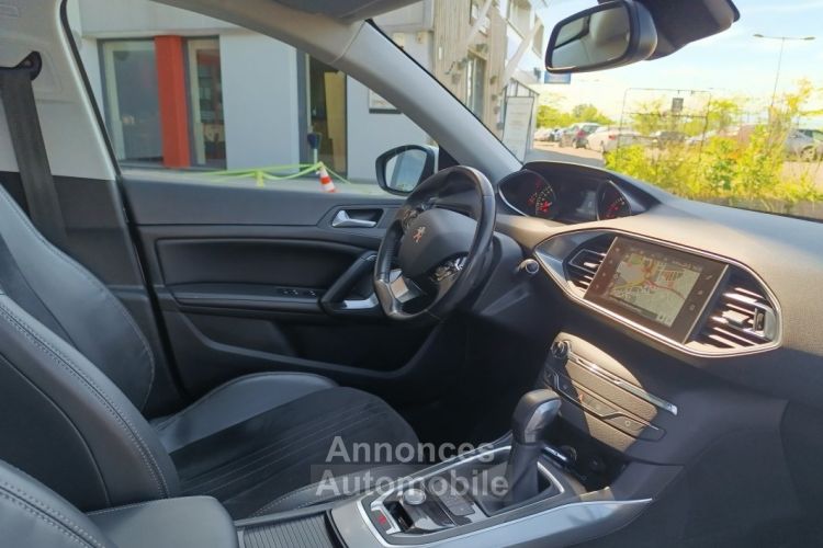 Peugeot 308 1.2 THP 130 cv Féline Boîte Auto - <small></small> 11.990 € <small>TTC</small> - #15